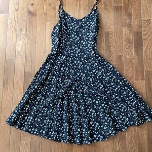 B&W Floral Dress Size SP